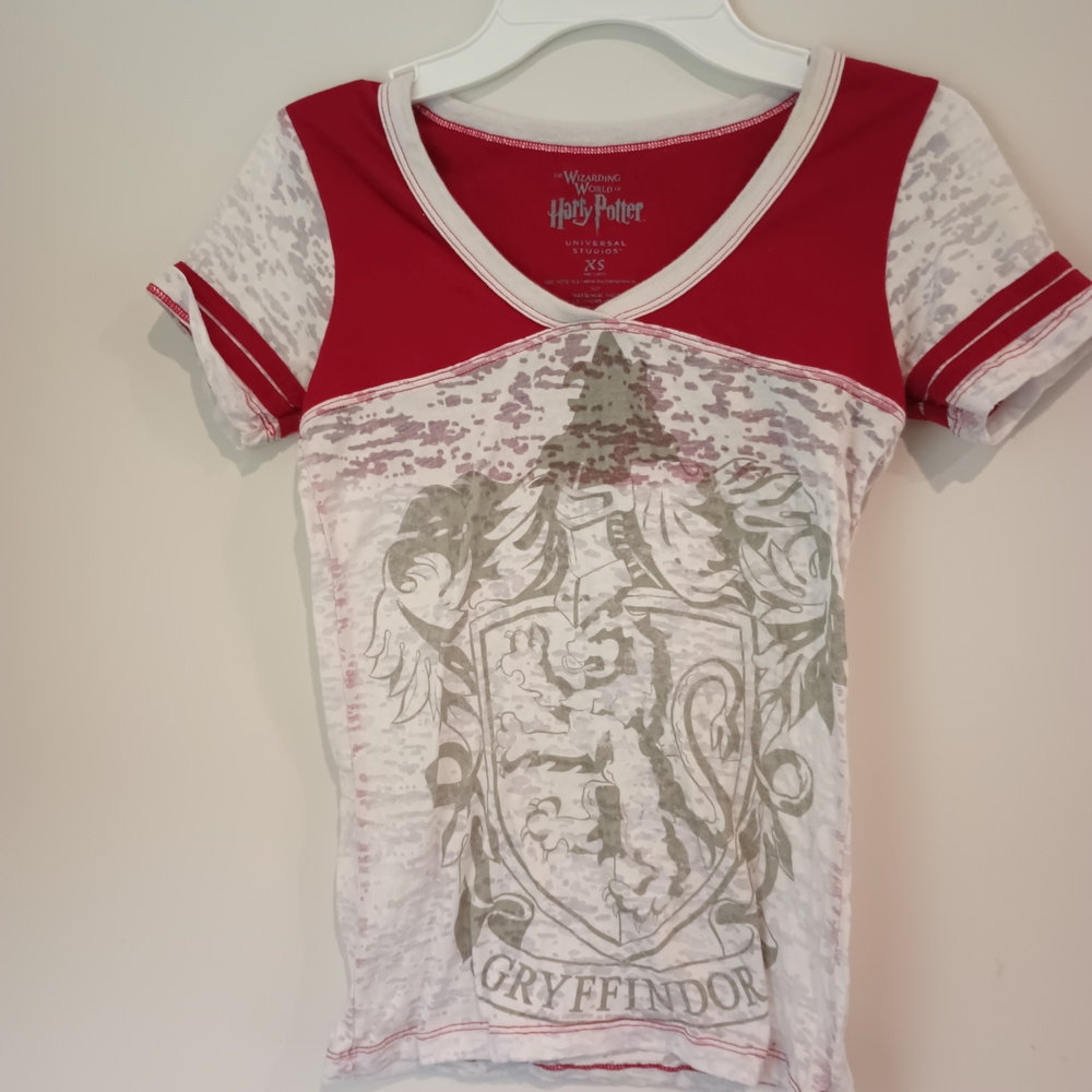 Warner Bros. Gryffindor Kids Tee - Red and White